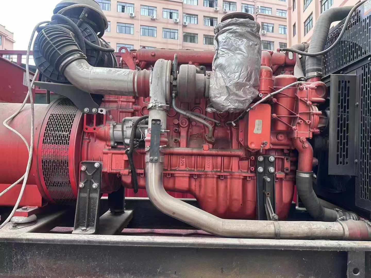 东港如何选择适合 600kW 柴油发电机组的过载保护器？