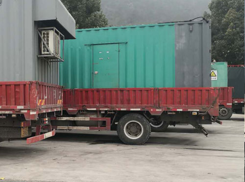 东港柴油发电机组使用注意安全事项有哪些？